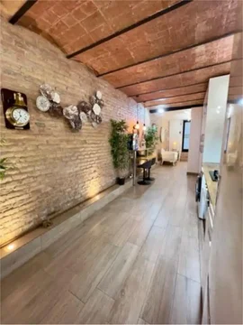 Piso en Poble Sec - Foto 3