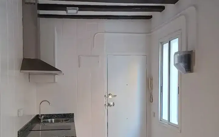 Loft en  Carrer de Sant Pere Mitjà 10 - Foto 1