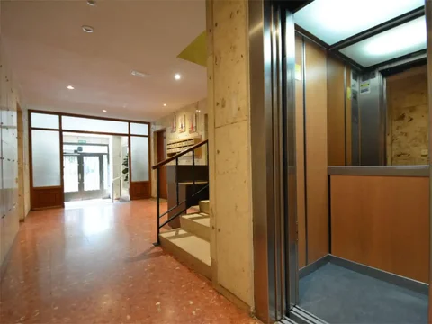 Piso en  Plaza de la Carolina 8 - Foto 4