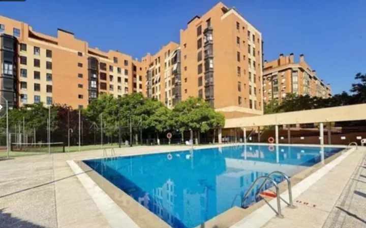 Estudio en Calle Augustóbriga, 1, Los Rosales - Foto 1
