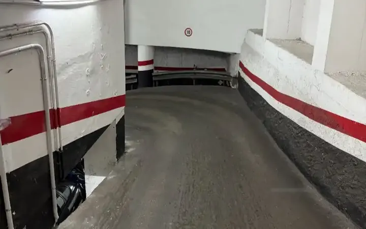 Garaje en  Travessera de les Corts 31 - Foto 4