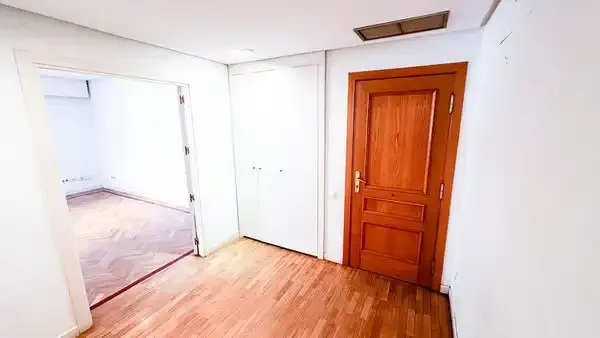 Piso en  Avenida de Valdemarín - Foto 9
