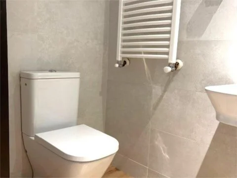 Piso en  Calle del Segre 14 - Foto 19