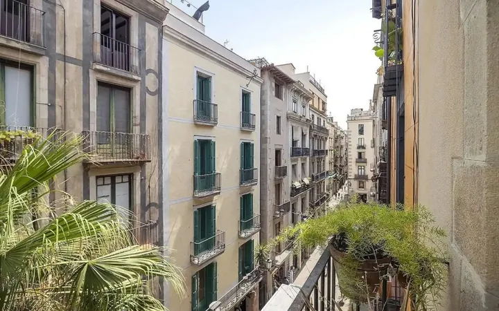 Piso en  Carrer de Montcada 33 - Foto 3