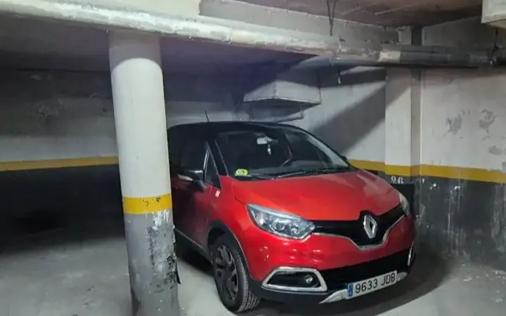 Garaje en  Carrer d'Arquímedes 45 - Foto 4