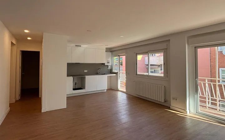 Piso en Calle de la Alondra, Madrid, 29, Vista Alegre - Foto 1