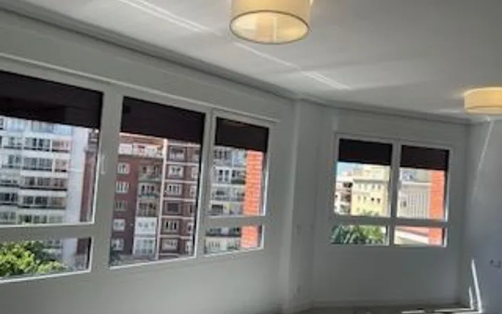 Estudio en Avenida de Filipinas, 1 bis - Foto 1