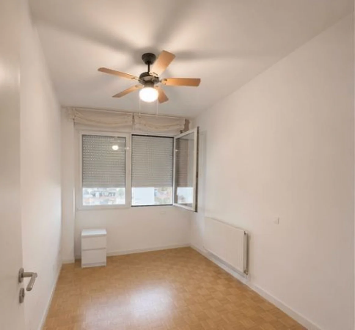 Piso en Avenida del General Perón, 25, Cuatro Caminos - Foto 4