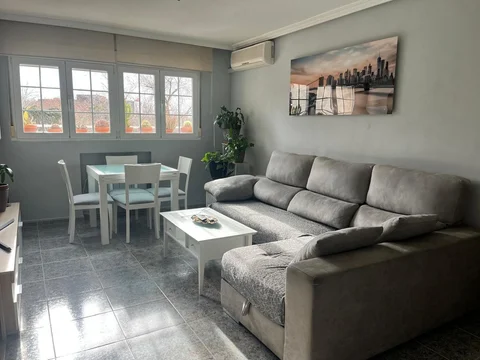 Piso en Barrio Amposta - Foto 1