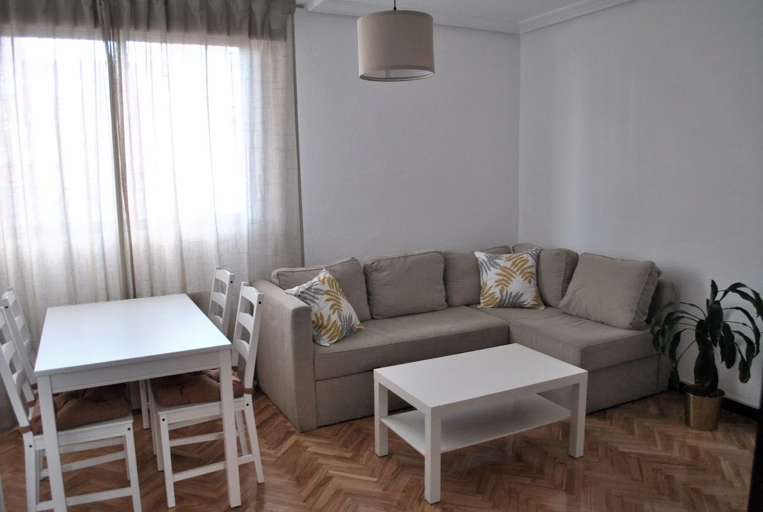 Piso en calle Río Matarrana, 1