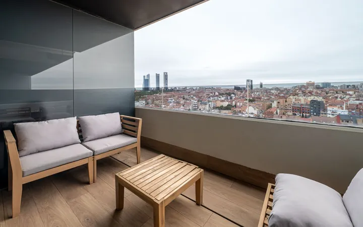 Piso en Paseo de la Dirección, 161, Valdeacederas - Foto 1