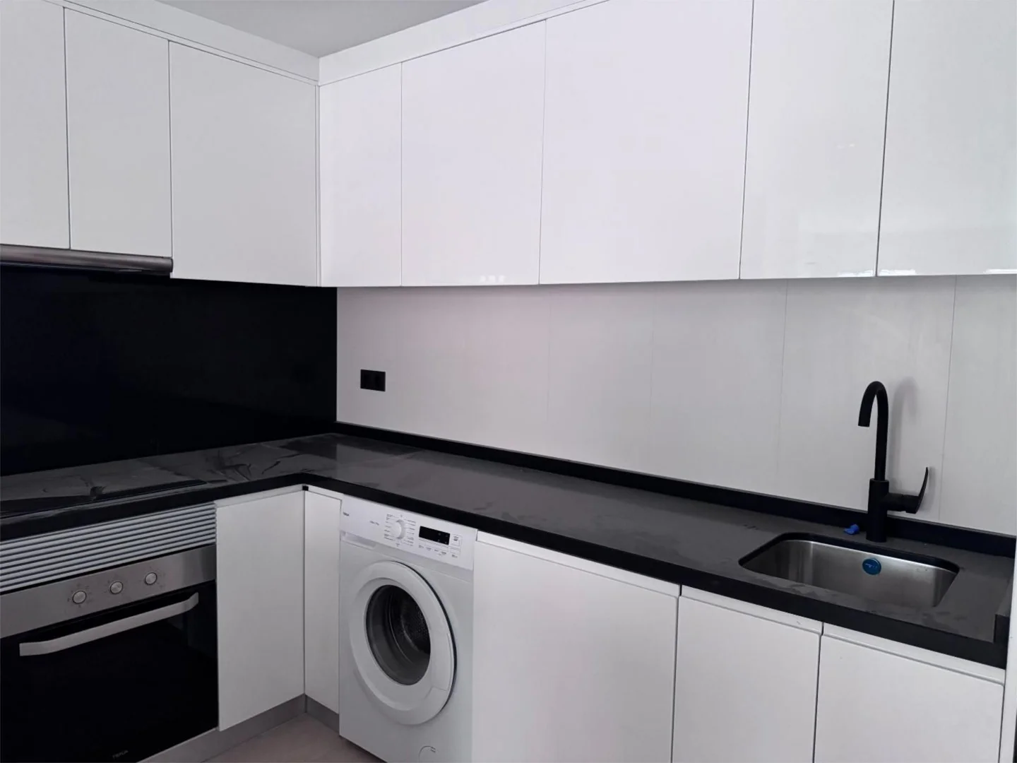 Piso en  Calle de Pedro Rico 27 - Foto 5