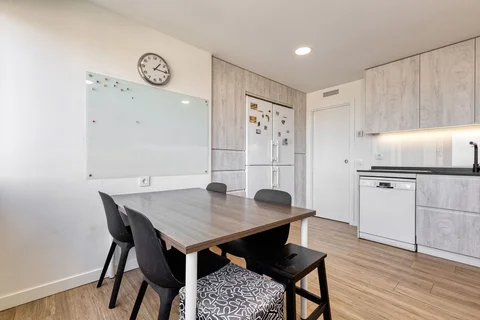 Piso en Urb. ciudad de los periodistas Barrio Pilar - Foto 2