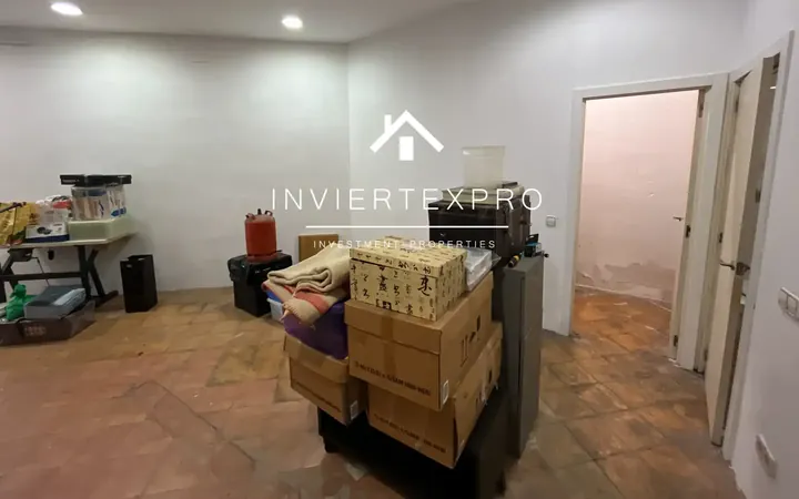 Local comercial en  Carrer de València - Foto 7