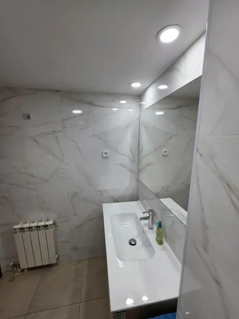 Piso en  Calle de Luis de Hoyos Sainz 18 - Foto 3