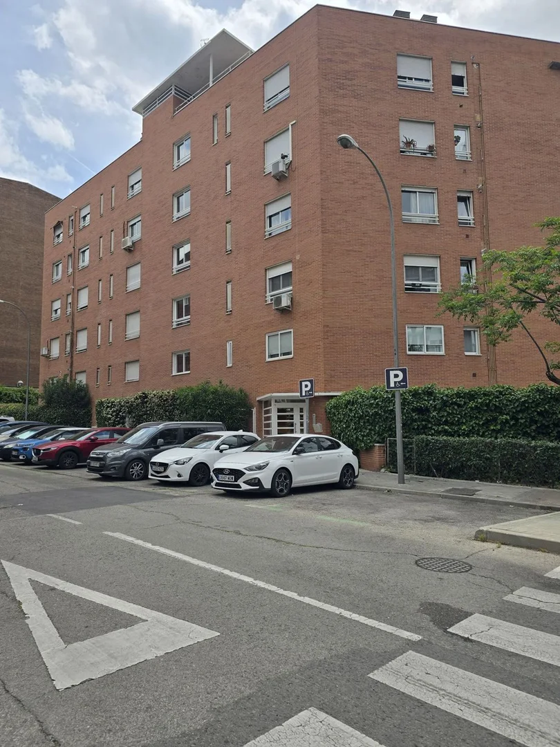 Piso en Calle de Luis Cernuda, 5, San Pascual, Madrid - Foto 1