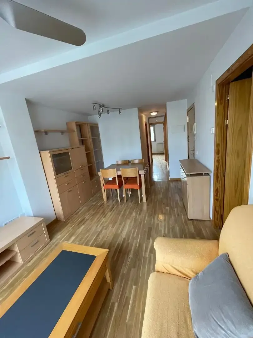 Piso en  Calle de Ángel Puech 7 - Foto 2