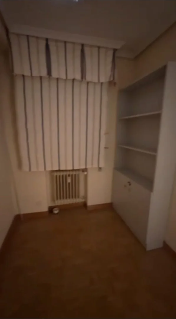 Piso en avenida del General Perón, 16 - Foto 5