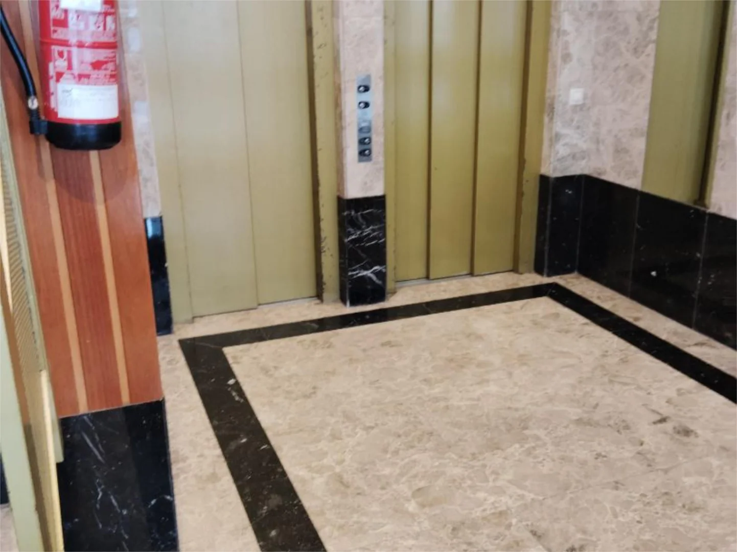 Piso en  Calle de Albadalejo 44 - Foto 32