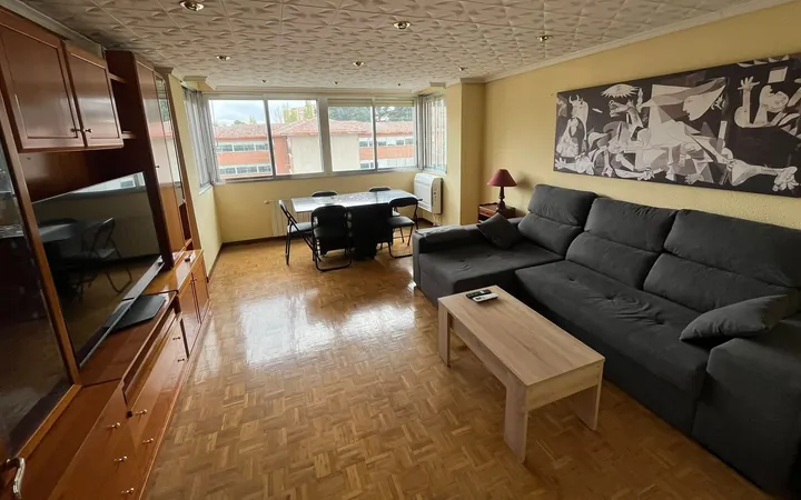 Piso en Calle de los Yébenes, 219, Aluche - Foto 1