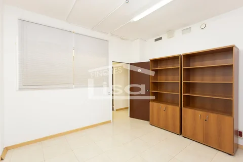 Local comercial en  Carrer de Portugal - Foto 24