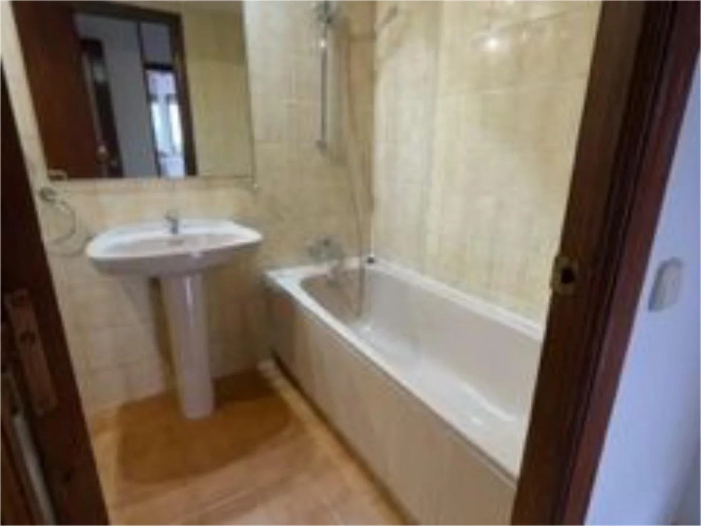 Piso en  Calle de Rosalía de Castro 75 - Foto 15