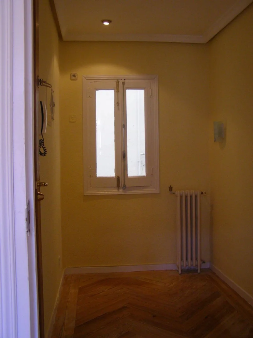 Piso en calle General Álvarez de Castro, 11 - Foto 5