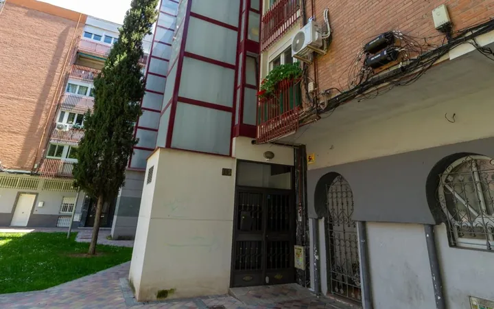 Piso en Paseo de Santa María de la Cabeza, Moscardó - Foto 2