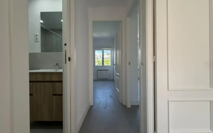 Piso en  Calle VALDESANGIL - Foto 12