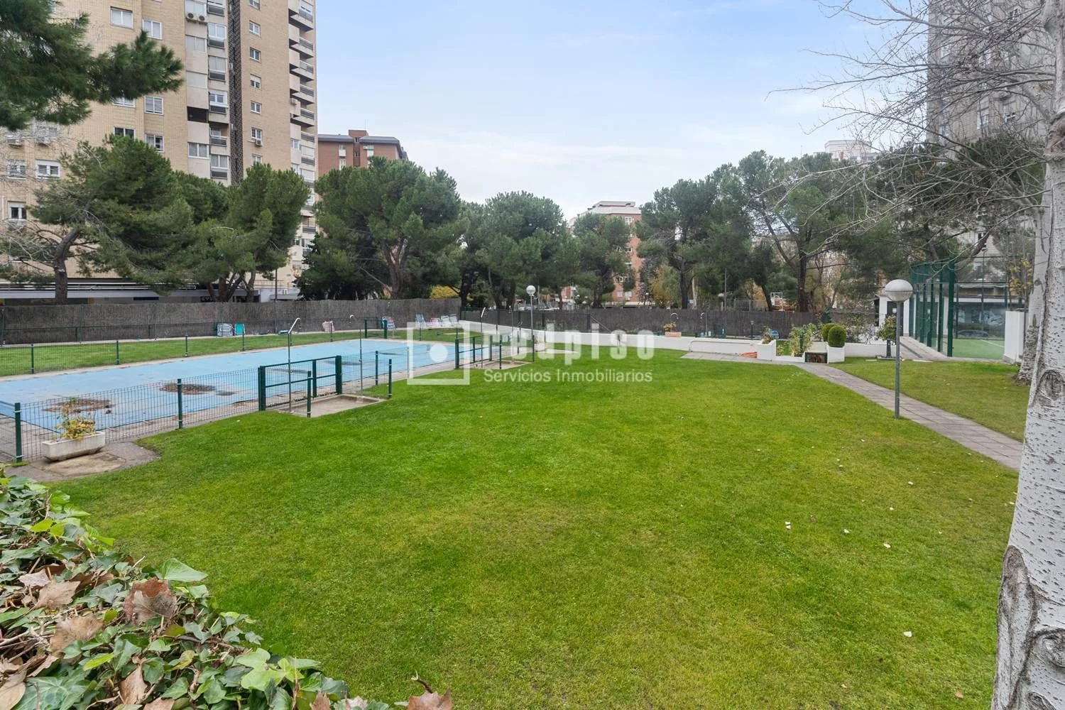 Piso en Calle de Caleruega - Foto 4