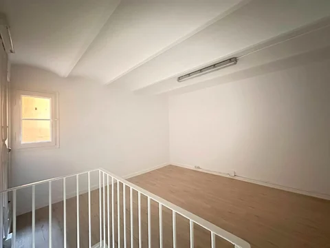 Local comercial en  Carrer Nou de la Rambla 126 - Foto 3