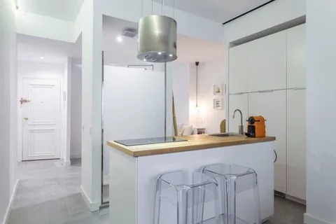 Estudio en calle de Álvarez de Baena, 4 - Foto 2