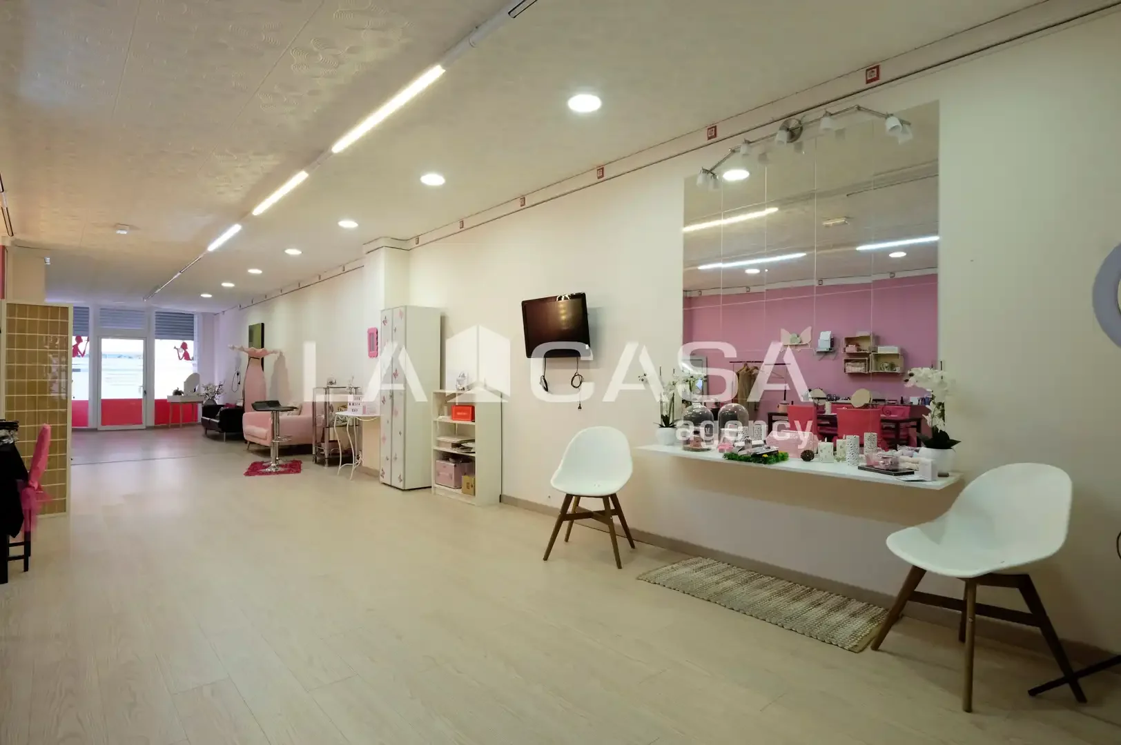 Local comercial en  Carrer d'Alloza - Foto 3