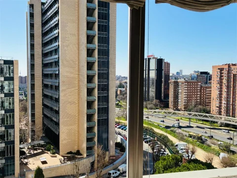 Piso en  Calle del Condado de Treviño 2 - Foto 15