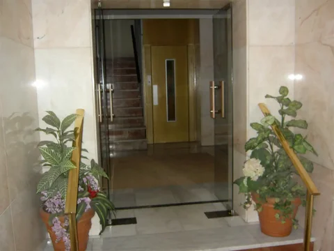 Piso en  Calle de Lope de Haro 3 - Foto 2