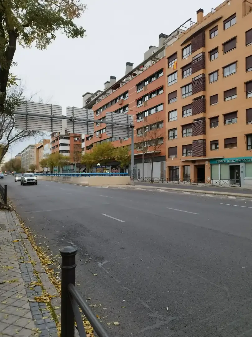 Chalet en  Calle de Embajadores - Foto 2