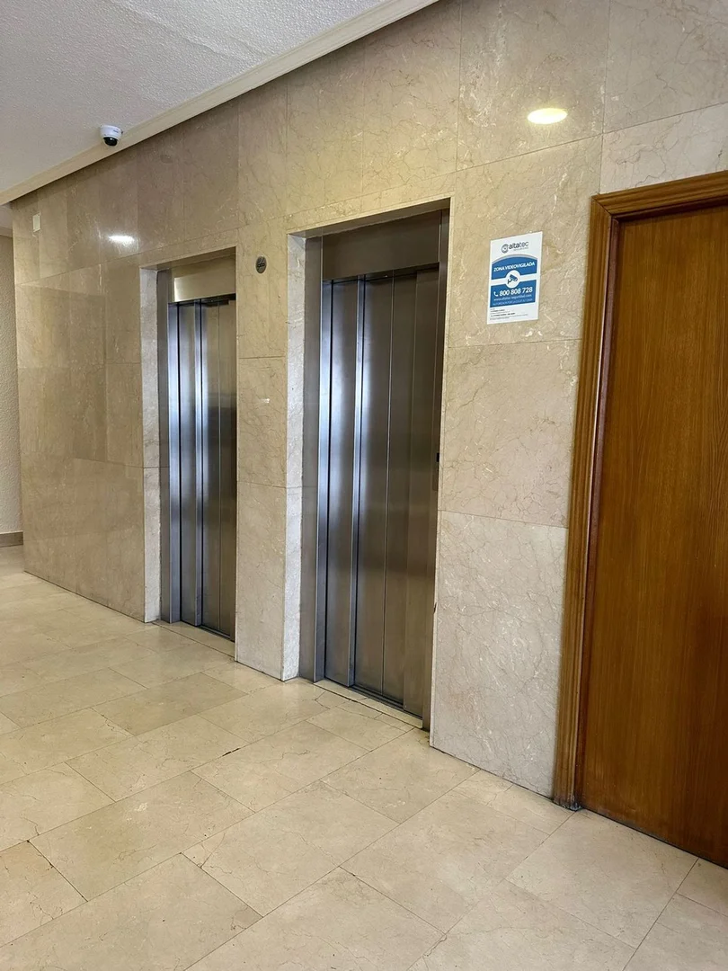 Estudio en calle de Estébanez Calderón, 7 - Foto 4