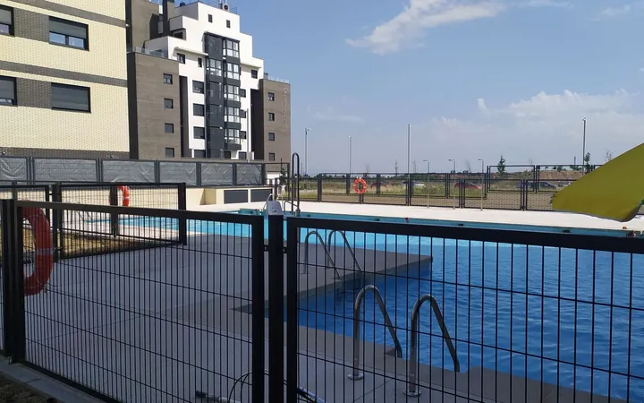 Piso en Avenida Miguel Delibes, 57, El Cañaveral - Foto 2