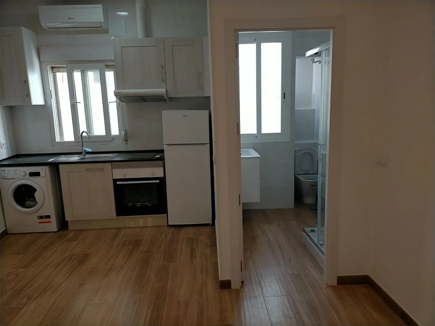 Estudio en  Calle de Campoamor 9 - Foto 7