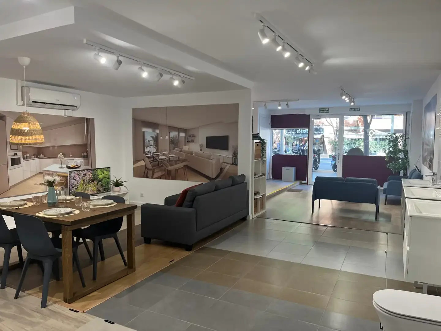 Local comercial en  Passeig de Torras i Bages 18 - Foto 4