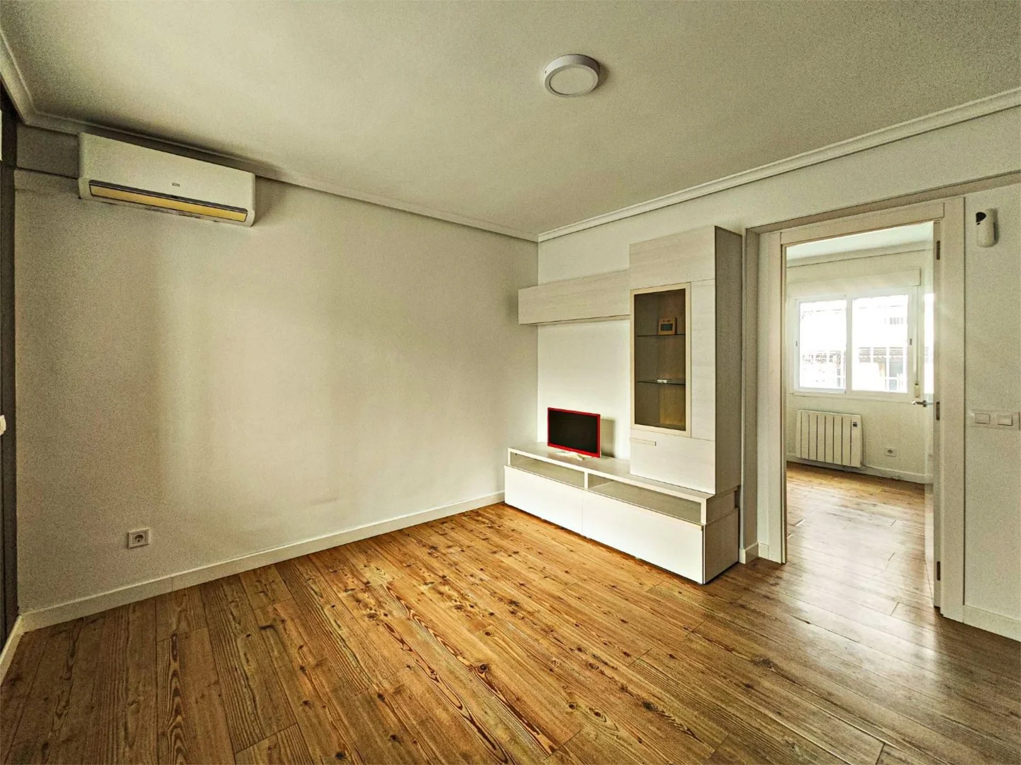 Piso en  Calle Almuradiel 299 - Foto 9