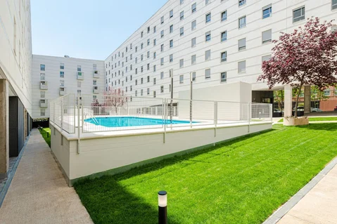 Piso en avenida de la Peseta - Foto 1