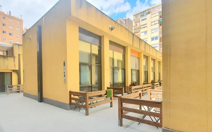 Dúplex en  Carrer de la Indústria 365 - Foto 1