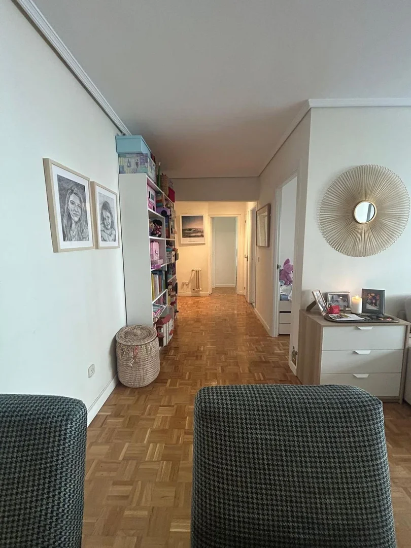 Piso en calle de Víctor Andrés Belaunde, 51 - Foto 3