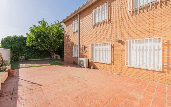 Chalet adosado en Avenida de San Luis, Apóstol Santiago - Foto 5