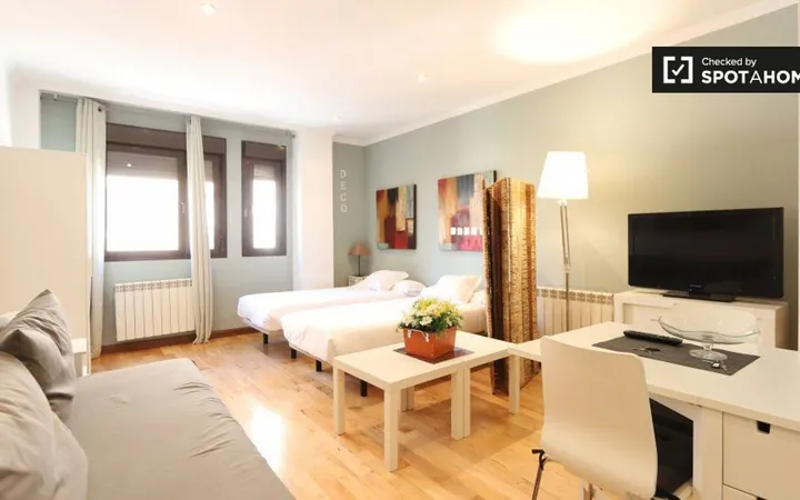 Estudio en Calle de Valderribas, Adelfas - Foto 4