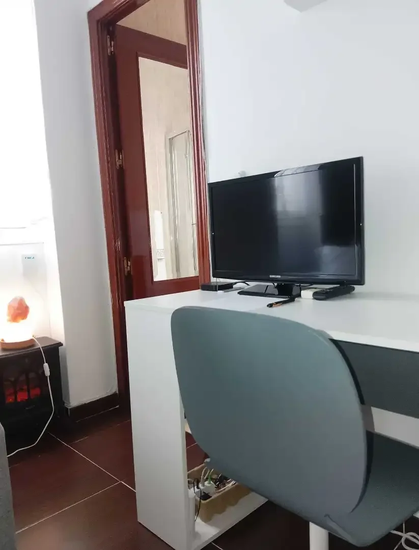 Estudio en  Calle de Bustamante 23 - Foto 4