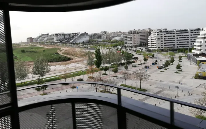 Piso en Avenida de Juan Antonio Samaranch, 67, Valdebebas - Valdefuentes - Foto 1