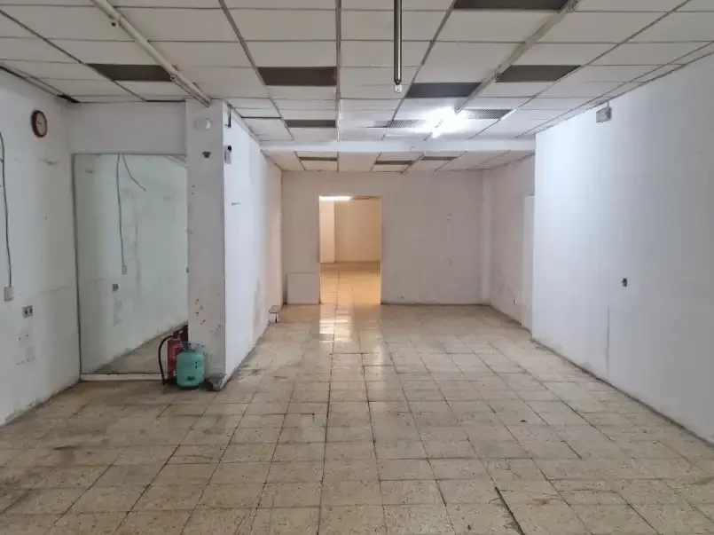Local comercial en  Carrer de Sugranyes 1 - Foto 10