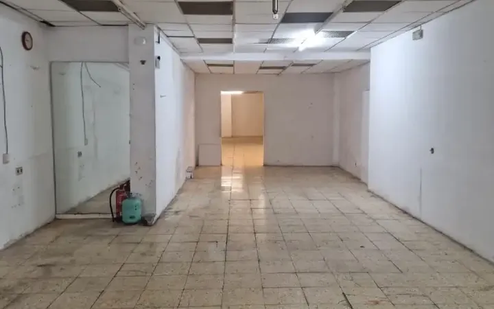 Local comercial en  Carrer de Sugranyes 1 - Foto 10